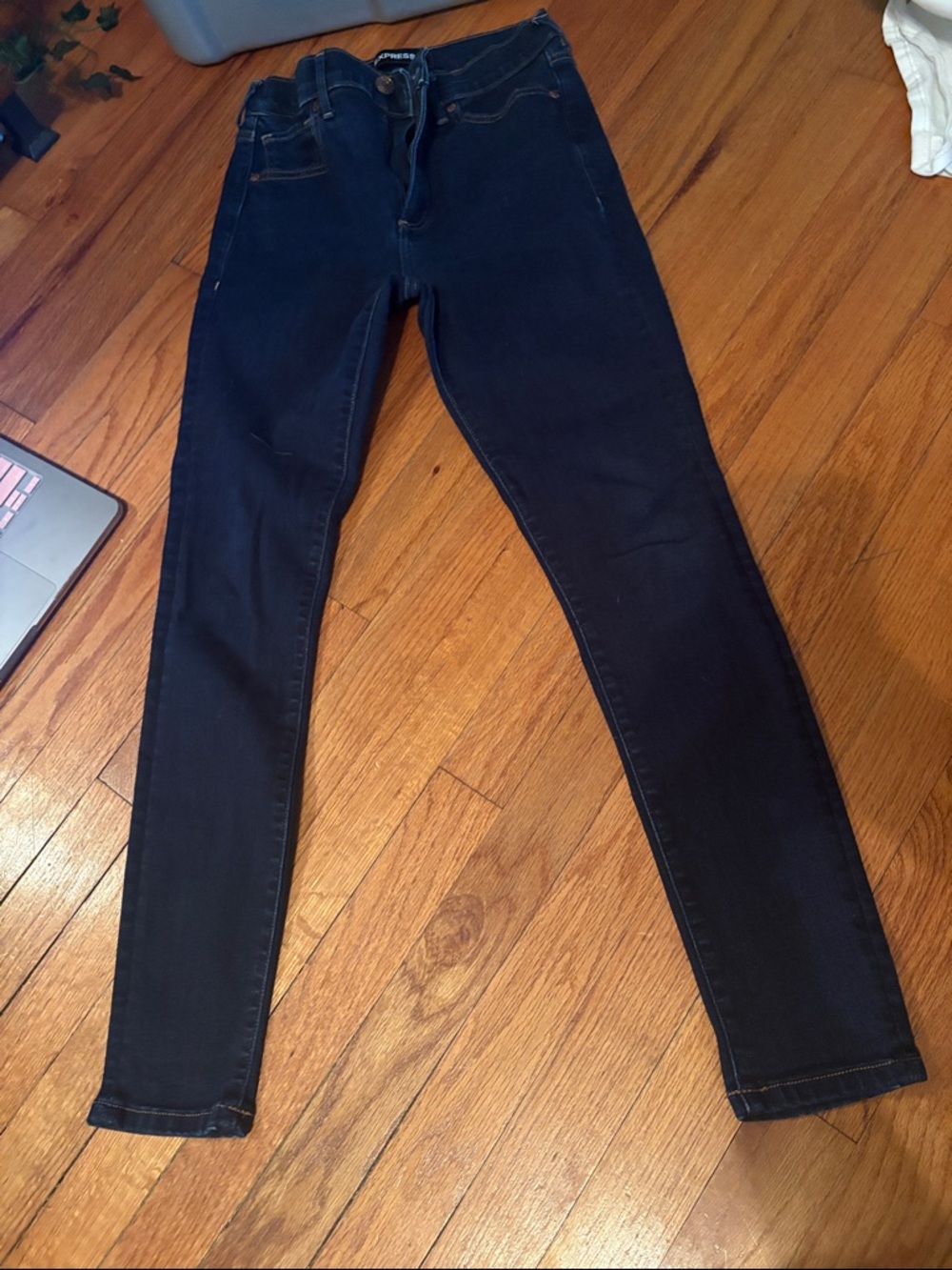 Express Women's Ankle Jeans in Dark Blue